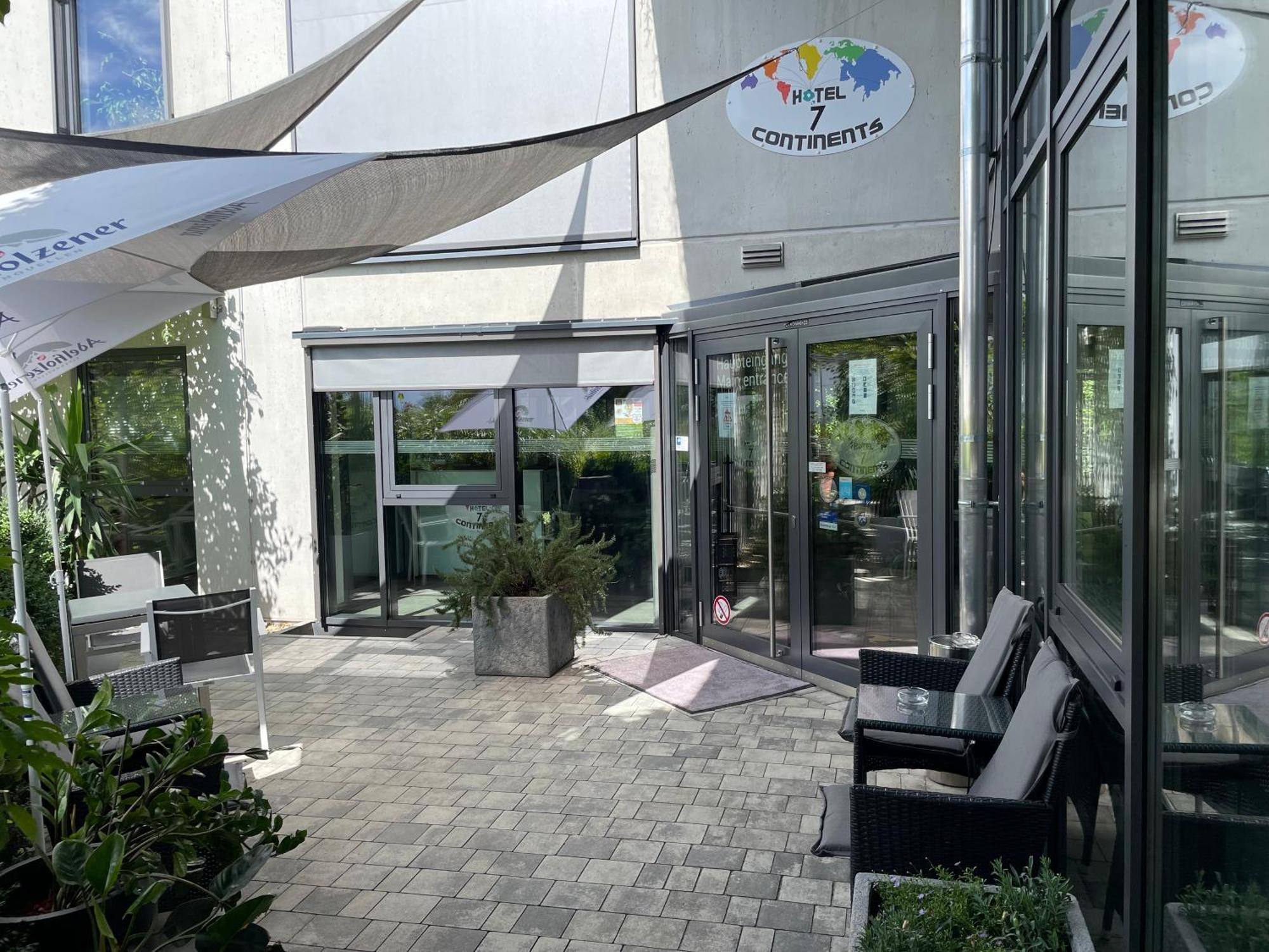 Hotel7Continents Neutraubling Extérieur photo